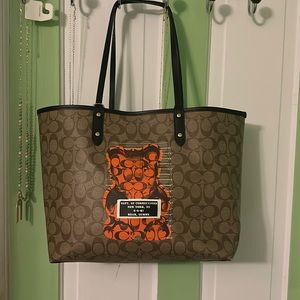 Coach tote